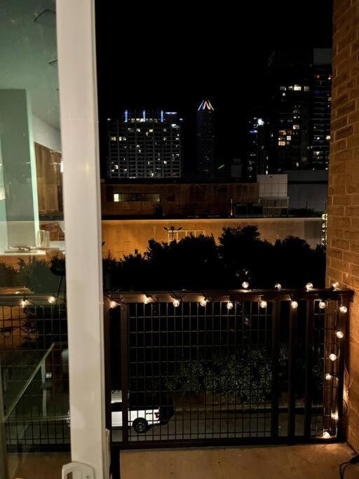 Luxury Apartment With King Bed And Pool And Free Parking 4 Houston Exteriör bild