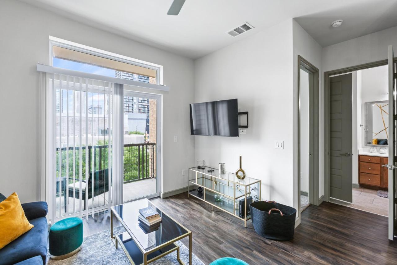 Luxury Apartment With King Bed And Pool And Free Parking 4 Houston Exteriör bild